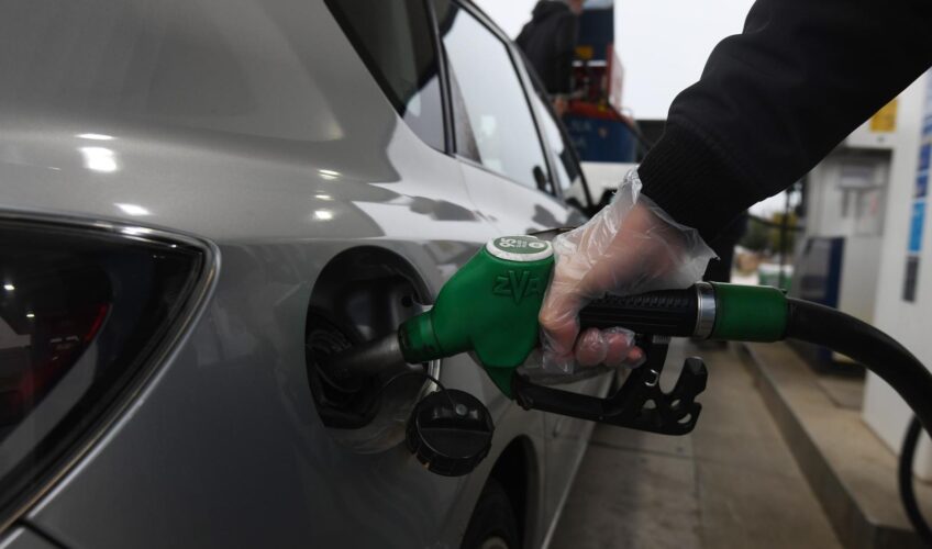I službeno ukinuta uredba o zamrzavanju cijene goriva